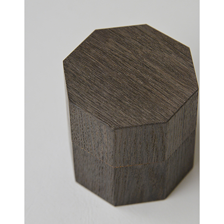 「No.17　神代栗八稜茶器 / Tea caddy, Japanese chestnut」の写真　その3