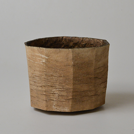 「No.15-2 端折 (untitled) / Tea bowl, ‘Folded edges’ (previously titled as ‘untitled’)」の写真　その1