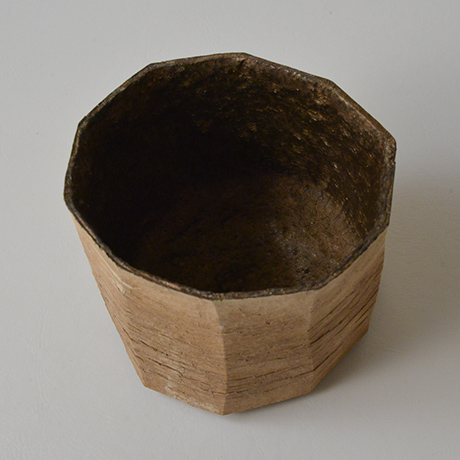 「No.15-2 端折 (untitled) / Tea bowl, ‘Folded edges’ (previously titled as ‘untitled’)」の写真　その3