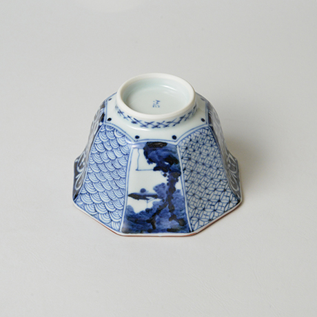 「No.11　祥瑞山水図八角小向付 / Small bowl with landscape design, Sometsuke」の写真　その3