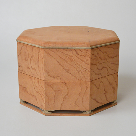 「No.13　八角重　ケヤキ　神代タモ  / Triple-tiered Box, Zelkova, Ancient Japanese ash」の写真　その1