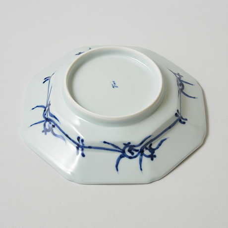 「No.15　芙蓉手花鳥文八角皿　七寸  / Dish with birds and flowers design, Sometsuke」の写真　その3