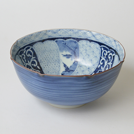 「No.35　祥瑞山水図八角中鉢  / Octagonal bowl with landscape design, Sometsuke」の写真　その1