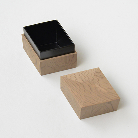 「No.35　菱中次　神代スギ / Tea Caddy, Rhombus shape, Ancient Japanese Cedar」の写真　その3