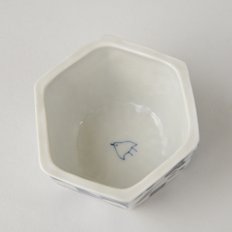 「No.81-1　六角小鉢 / Small bowl, Hexagonal shape, Sometsuke」の写真　その2