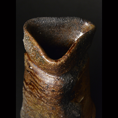 「No.1　備前窯変三角花入 / Vase, Bizen」の写真　その5