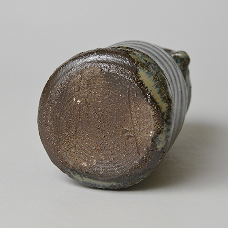 「No.10　石斑茶入 / Tea caddy, Ishi-madara (Stone ash glaze)」の写真　その5