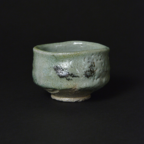 「No.21　青瓷野ぐい吞 / Sake cup, Ao-shino」の写真　その2