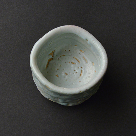 「No.22　青瓷野ぐい吞 / Sake cup, Ao-shino」の写真　その3