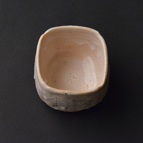 「No.27　志野猪口 / Sake cup, Shino, Choko shape」の写真　その3