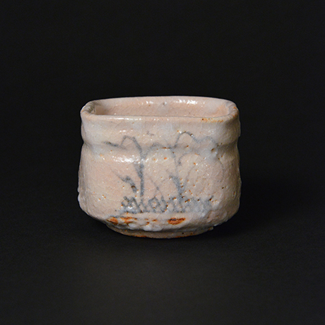 「No.29　志野猪口 / Sake cup, Shino, Choko shape」の写真　その1