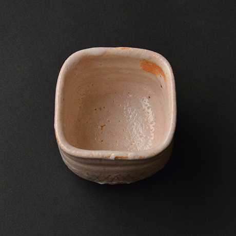 「No.29　志野猪口 / Sake cup, Shino, Choko shape」の写真　その3