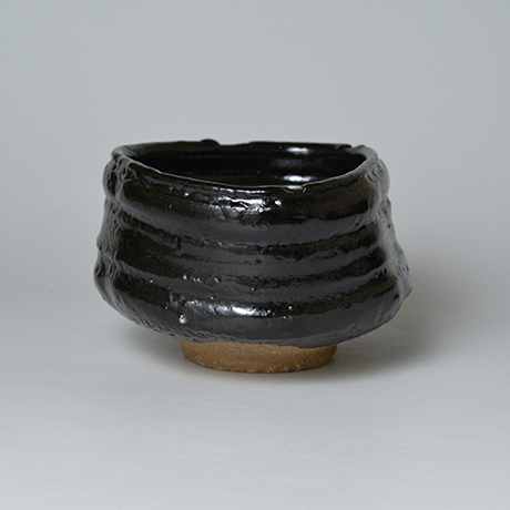 「No.5　織部黒茶盌 / Tea bowl, Oribe-kuro」の写真　その4