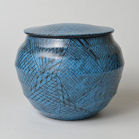 「No.22 色絵洋彩酒会壷 / Covered vessel, Overglaze enamels」の写真　その2