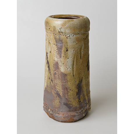 「No.31　灰紫志野花入 / Flower vase, Hai Murasaki-shino (Ashy Purple Shino)」の写真　その1