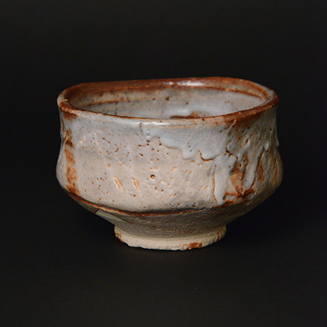 「No.33　鼠志野茶盌 / Tea bowl, Nezumi-Shino」の写真　その4