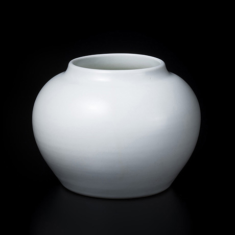 「6. 富本憲吉　白磁壷　/　TOMIMOTO Kenkichi　Vessel, White porcelain」の写真　その1