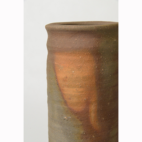 「12. 金重陶陽　備前筒花入 / KANESHIGE Toyo　flower vase, Bizen, Cylindrial shape」の写真　その7