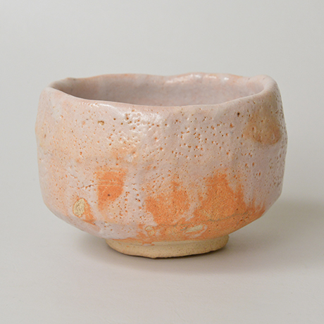 「8. 荒川豊藏　志野茶垸 / ARAKAWA Toyozo　Tea bowl, Shino」の写真　その2