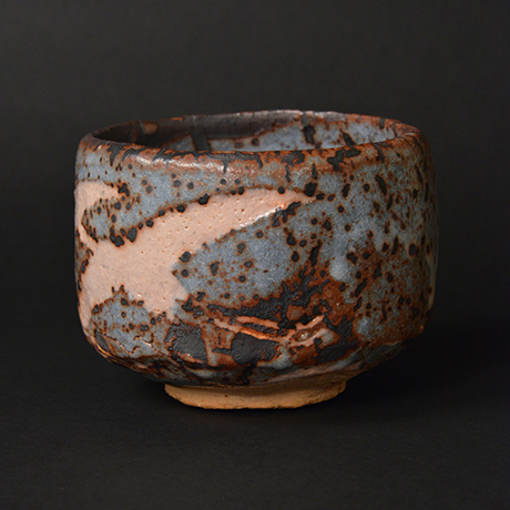 「K-1 荒川豊藏　鶴　志野茶碗　/　ARAKAWA Toyozo　Tea Bowl, Shino, crane motif」の写真　その2