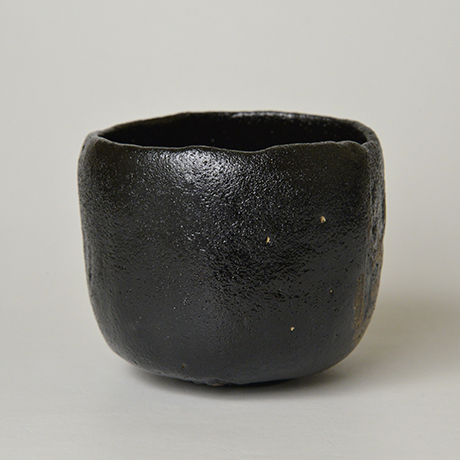 「HP20 直木美佐 黒楽茶盌 銘『松月』 / NAOKI Misa  Chawan, Black Raku ware, ‘Sho-getsu’」の写真　その4