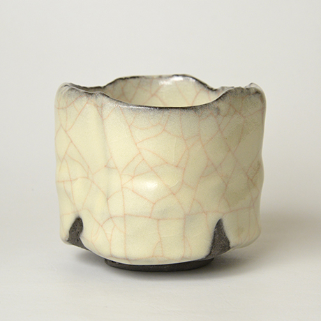 「HP34 若尾経 象牙瓷茶碗 / WAKAO Kei  Chawan, Ivory-colored celadon」の写真　その3