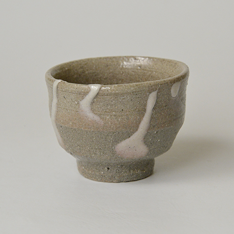 「No.3　濱田庄司　塩釉白打盃 / HAMADA Shoji　Sake cup, Salt glaze with white slip decoration」の写真　その2