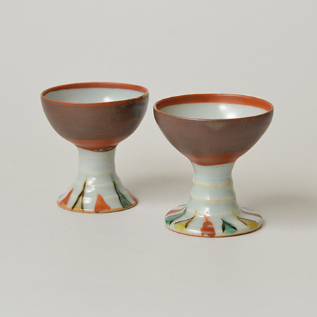 「No.32　北大路魯山人　赤絵呉須盃　二 / KITAOJI Rosanjin　A pair of stem cups, Overglaze red」の写真　その1