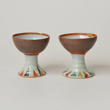 「No.32　北大路魯山人　赤絵呉須盃　二 / KITAOJI Rosanjin　A pair of stem cups, Overglaze red」の写真　その2