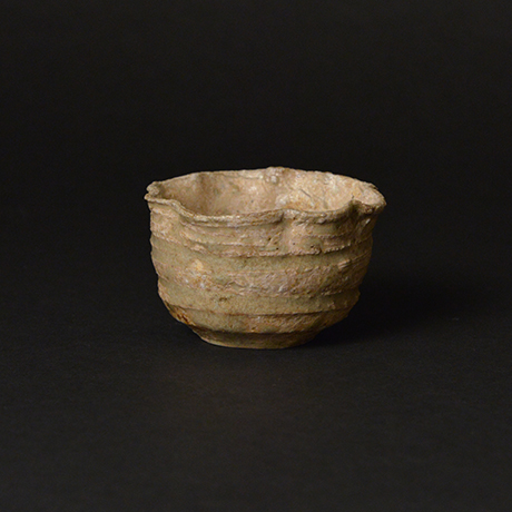 「No.12　灰釉輪花盃 / Sakazuki, Flower shaped, Ash glaze」の写真　その5