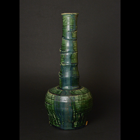 「No.3　織部砧花生 / Vase, Oribe」の写真　その2