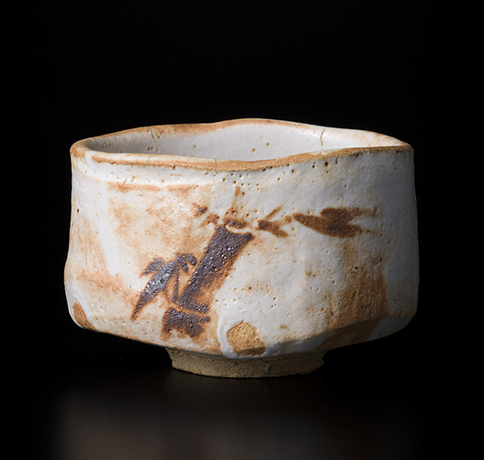 「No.120　志野　（松竹梅）　／　Chawan, Shino, Auspicious Symbol of Pine Tree, Bamboo and Plum design」の写真　その1