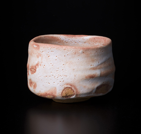 「No.86　志野　銘：淡雪　／　Chawan, Shino, “Awa yuki”」の写真　その1