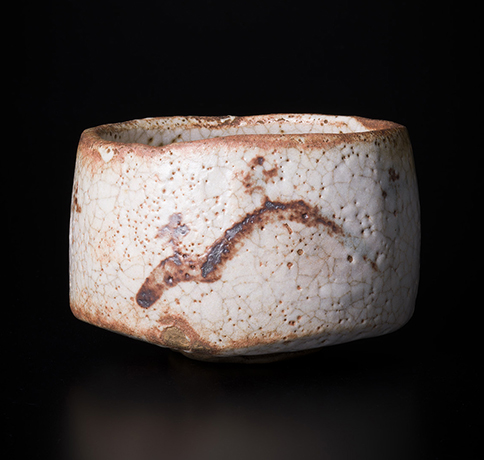 「No.166　志野　（山の絵）　／　Chawan, Shino, Mountain design」の写真　その1