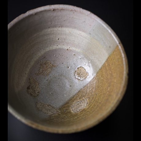 「No.95　伊羅保片身替内刷毛　／　Chawan, Irabo, Double glazed with blush painting」の写真　その2