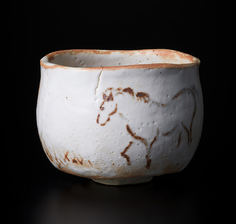 「No.114　志野　（馬の絵）　／　Chawan, Shino, Horse design」の写真　その1