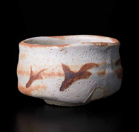 「No.149　志野　（草花文）　／　Chawan, Shino, Grass motif」の写真　その1