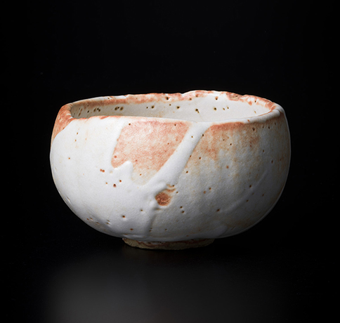 「No.63　志野　銘：青海波　／　Chawan, Shino, “Seigai ha”」の写真　その1