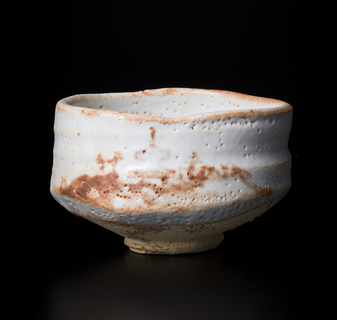 「No.65　志野　銘：晩鐘　／　Chawan, Shino, “Bansho”」の写真　その1