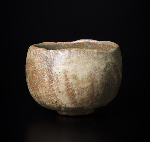 「No.32　赤楽　銘：山路の霧　／　Chawan, Red Raku, “Yamaji no Kiri”」の写真　その1