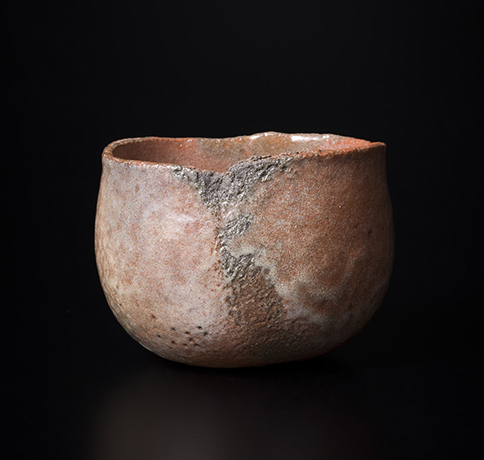 「No.21　赤楽　銘：秋の露　／　Chawan, Red Raku, “Aki no Tsuyu”」の写真　その1