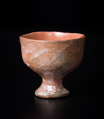 「No.24　赤楽　銘：萬代　／　Stemmed Chawan, Red Raku, “Bandai”」の写真　その1