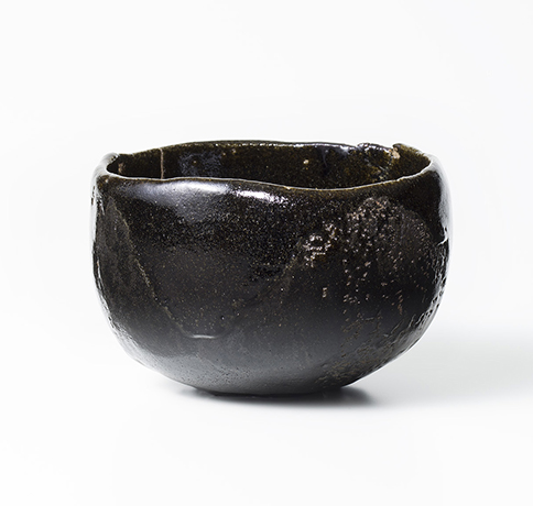 「No.2　黒楽　銘：鐘の聲　／　Chawan, Black Raku, “Kane no Koe”」の写真　その1