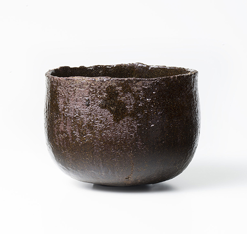 「No.3　黒楽　銘：峯しくれ　／　Chawan, Black Raku, “Mineshikure”」の写真　その1