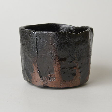 「22. 　直木美佐　黒楽茶碗　銘「鞍馬」　／　NAOKI Misa　Chawan, Raku, “Kurama”」の写真　その1