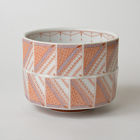 「33. 　見附正康　赤絵細描小紋面取茶碗　／　MITSUKE Masayasu　Chawan, Akae, Fine line pattern」の写真　その1