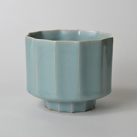 「No.21　青瓷茶碗 / Chawan, Celadon」の写真　その1