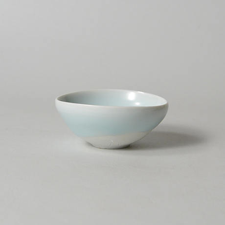 「No.18　青白磁盃／Sake cup, blue and white porcelain」の写真　その3