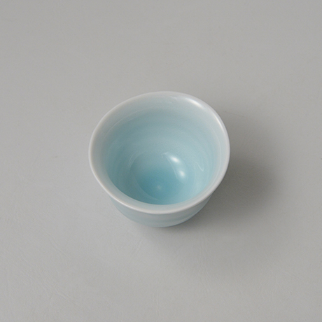 「No.9　青白磁盃／Sake cup, celadon」の写真　その4