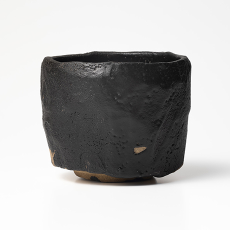 「No.23 瀬戸黒茶垸 / Tea bowl, Setoguro (black-Seto) type」の写真　その1